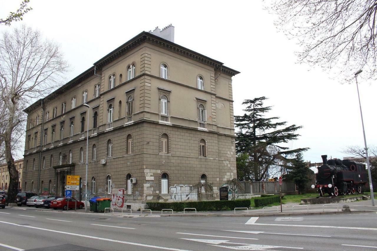 Apartment Platana Риека Экстерьер фото